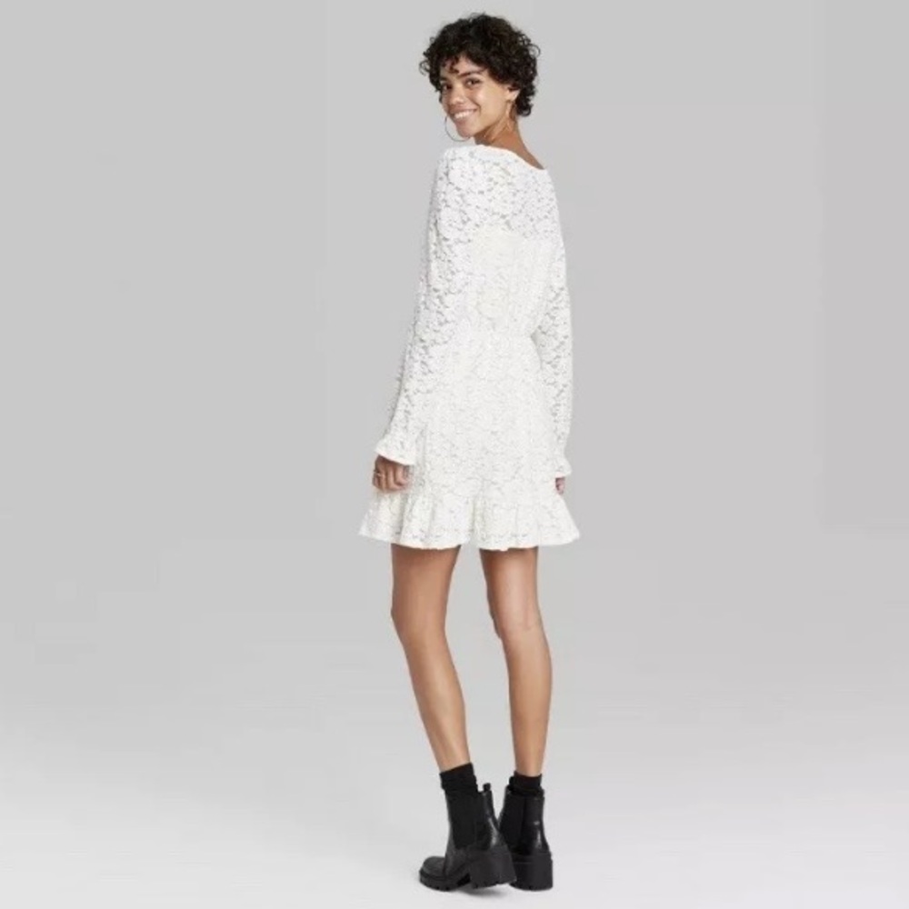 Wild Fable Dress Medium Juniors Mini Lace Long Sleeve Cream Skater Dress NWT - Picture 2 of 4